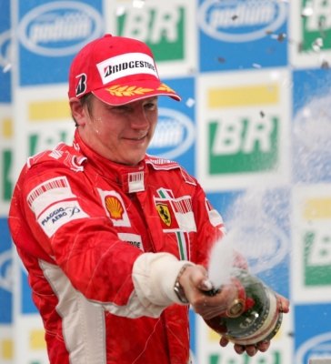 Kimi Olet paras F1 kuljettaja!!!